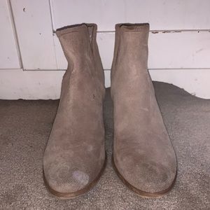 tan hinge boots
